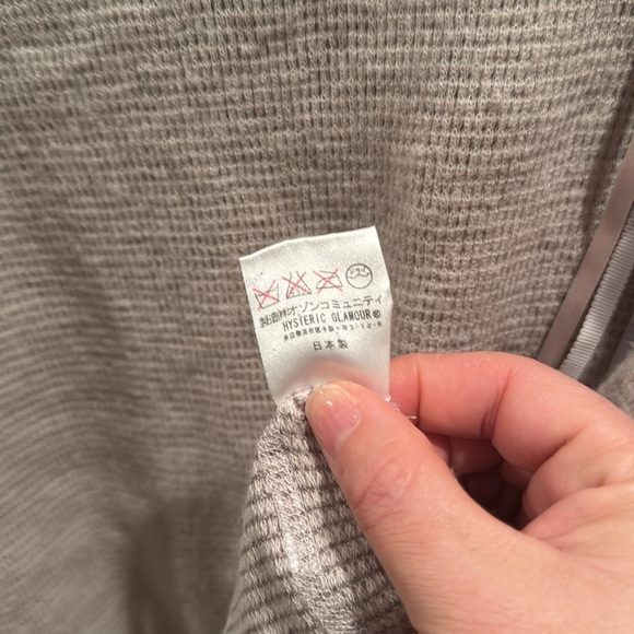 City Hysteric Glamour Beige  waffle knit Sweater with Lace Detail - Picture 7 of 8